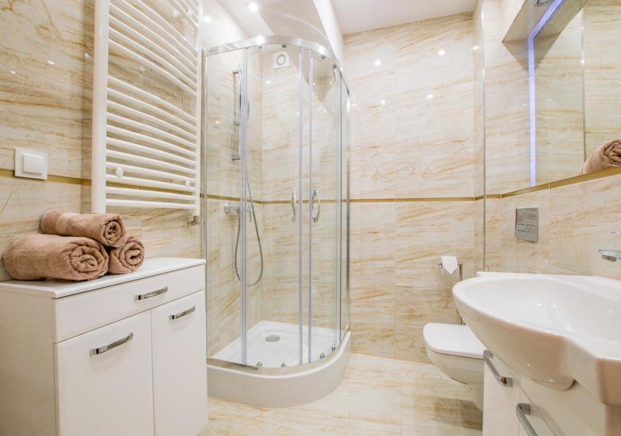 Central Apartments Goleniow Bagian luar foto